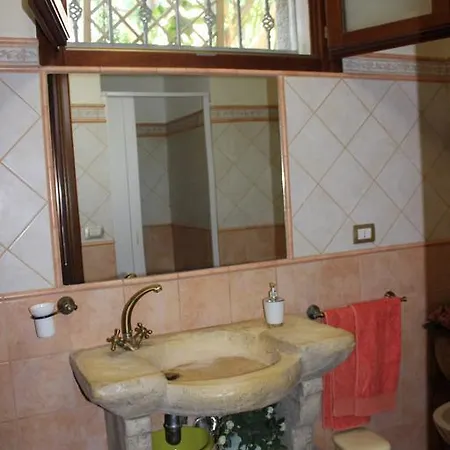 فندق مبيت وإفطار Chorisia