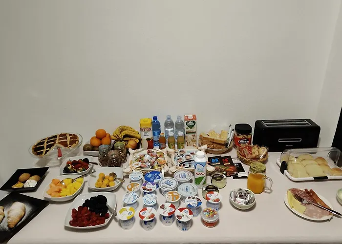 ベッド・アンド・ブレックファスト Chorisia 3*