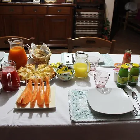 Bed & Breakfast Chorisia 3*